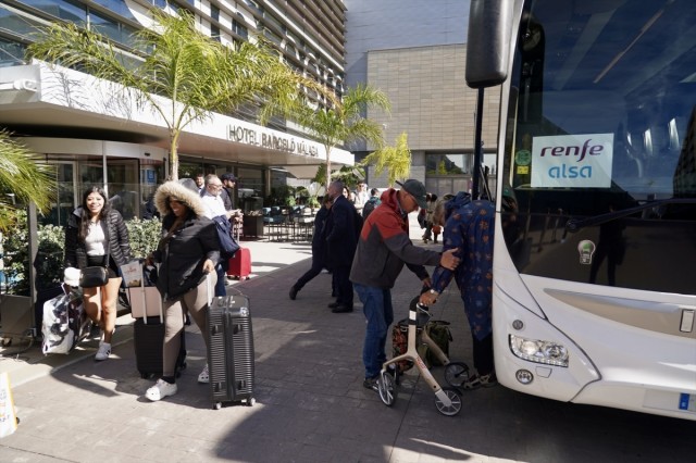 Renfe volverá a licitar tras el verano su empresa de autobuses tras el visto bueno del Tribunal