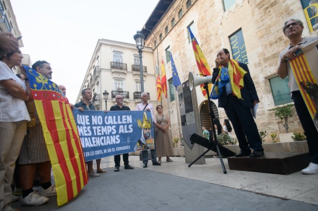 La concentración por el Derecho Civil Valenciano en el aniversario del rey Jaume I, en imágenes