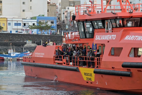 El Gobierno quiere decidir a qué CCAA envía a menores migrantes solos si hay sobreocupación
