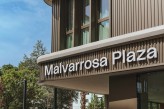 Un cartel con 'se busca personal': así encontró Nealis mano de obra para su nuevo hotel en la Malvarrosa