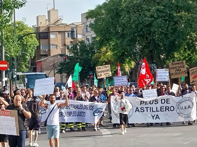 El preacuerdo del convenio del metal queda bloqueado tras el rechazo de la afiliación de CCOO y la oposición de UGT y la UEA