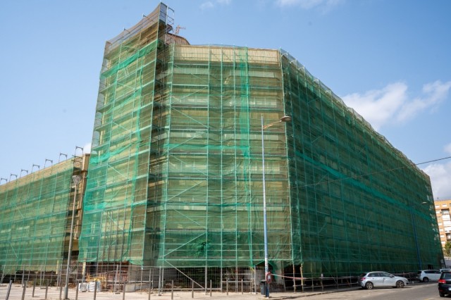 La Asamblea Regional inicia las obras para eliminar la antigua residencia Alberto Colao y preparar la ampliación de su sede