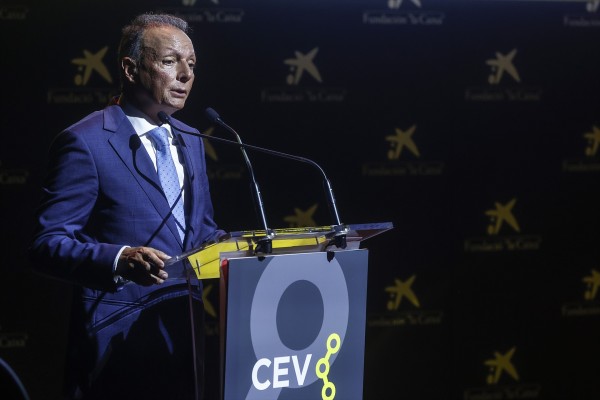Navarro (CEV) insiste en el diálogo sobre la jornada laboral pero con contraprestación
