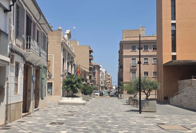 Alboraya llevará al pleno solicitar la suspensión temporal de nuevas licencias para apartamentos turísticos