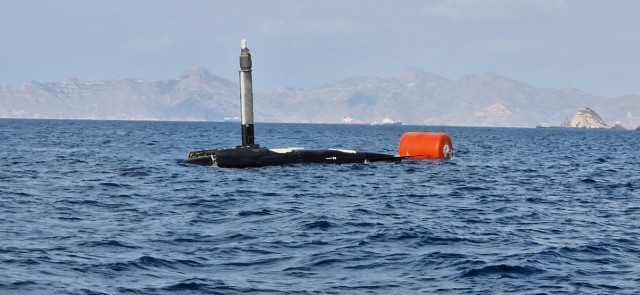 El programa S-80 gana velocidad: el submarino S-82 supera su primera inmersión y el S-83 recibe sus motores