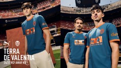 El Valencia CF presenta la segunda equipación 2026/27
