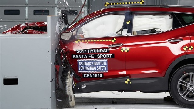 Hyundai Santa Fe equipado con la máxima calidad
