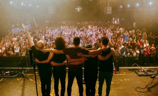 Los valencianos Mescalina viajan a los años 80 con un concierto en el Roig Arena
