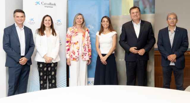 CaixaBank y el Ivie renuevan su acuerdo para mantener la actividad del Observatorio GECE y seguir analizando la competitividad de las empresas valencianas