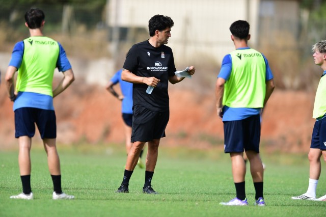 Íñigo Vélez fija el objetivo del Efesé en 