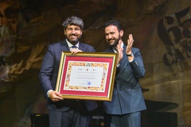 López Miras honra la memoria del pueblo minero en su pregón del Cante de las Minas: 