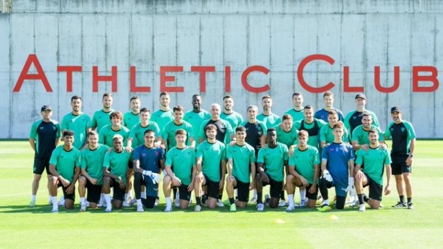 Valverde trabaja con 27 jugadores en el primer día de trabajo conjunto