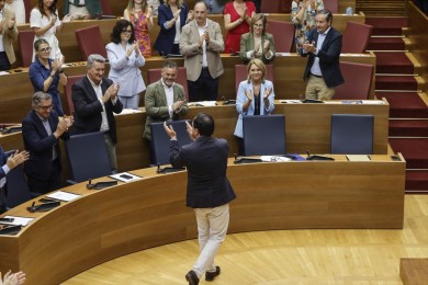 PP y Vox aprueban la ley de acompañamiento con prioridad nacional y cierran un curso de sintonía total salvo en la AVL