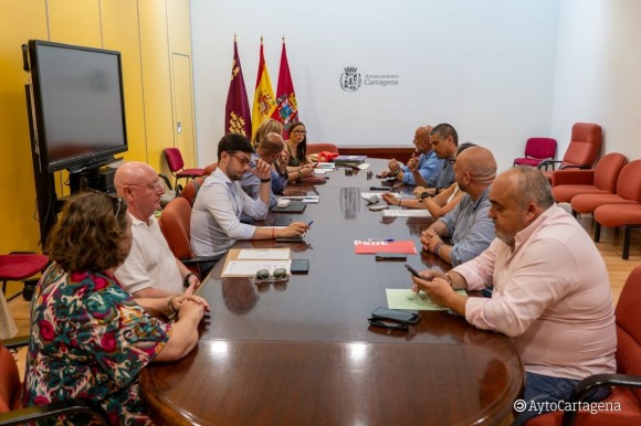 La comisión de investigación de Turismo inicia en Cartagena el análisis de los expedientes y fija su hoja de ruta