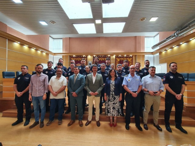 Molina de Segura refuerza la seguridad con 16 agentes de la Policía Local tras terminar sus prácticas