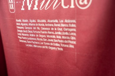 El UCAM CB usará una equipación titular que rinde homenaje a los 45 municipios de la Región
