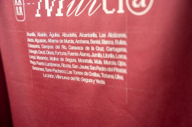 El UCAM CB usará una equipación titular que rinde homenaje a los 45 municipios de la Región