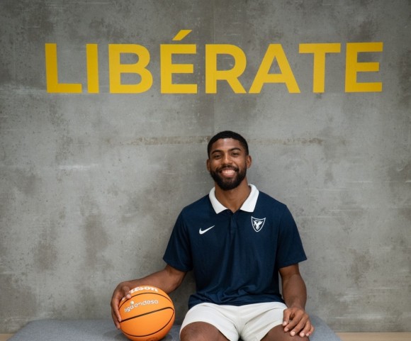 El UCAM CB lleva el caso de DeJulius a la FIBA y a la vía judicial tras su fichaje por el Besiktas