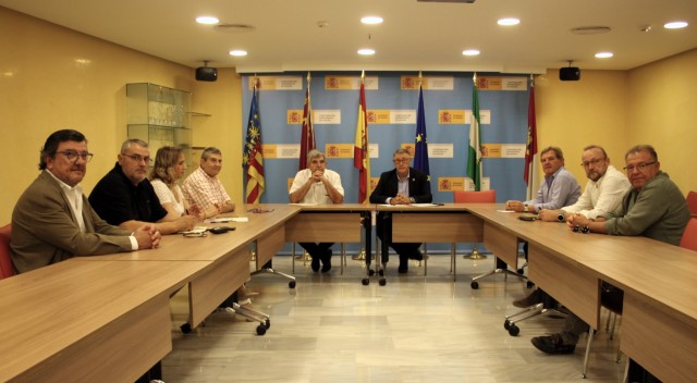 El presidente de la CHS se reúne en un encuentro de trabajo con representantes de Proexport
