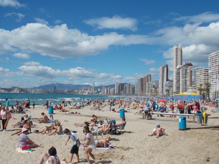 La provincia de Alicante alcanza una ocupación del 92,2% en las viviendas turísticas para agosto