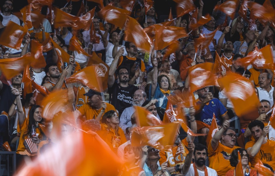 Valencia Basket alcanza los 11.900 abonados para el equipo masculino y supera los 3.600 en el femenino