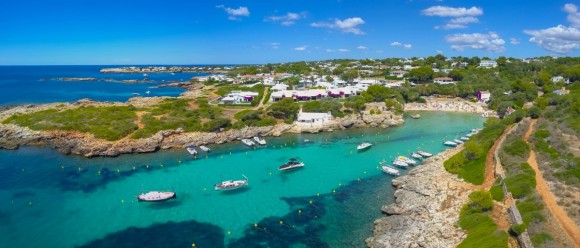 Facsa amplía su presencia en Baleares con la adquisición de Aigües Sant Lluís en Menorca