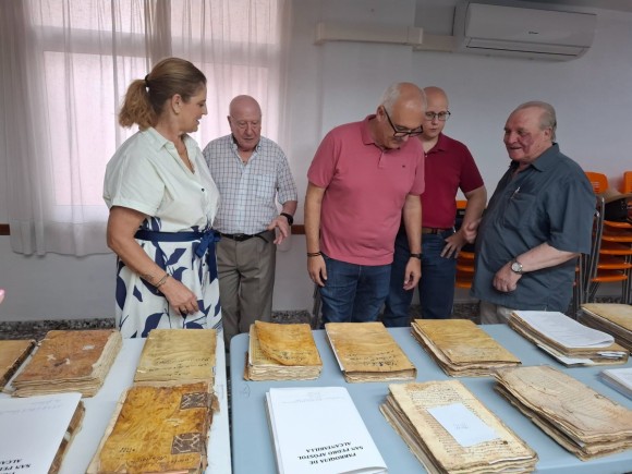 Cinco siglos de historia oculta de Alcantarilla ven la luz: estos son los tesoros que escondía el archivo de San Pedro Apóstol