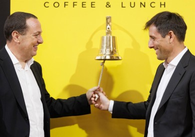 Tono irregular de las cotizadas de la Comunitat hasta julio, con el trío alicantino sufriendo fuertes pérdidas