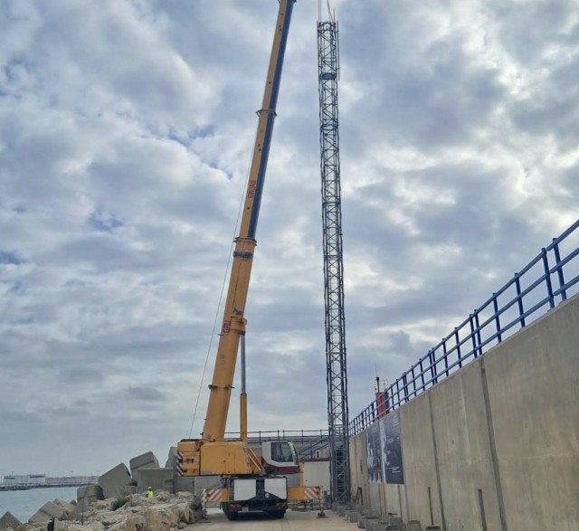 La red privada 5G de Valenciaport avanza en su ejecución técnica con 6 torres instaladas