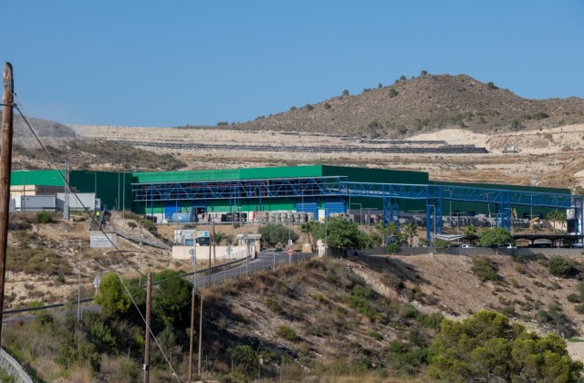 La ampliación del vertedero de El Campello vuelve a generar desacuerdo entre el Consorcio y Ecologistas