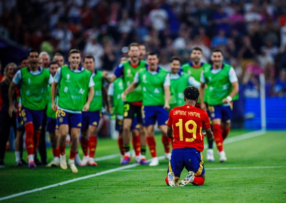 España se mete en la final de manera brillante