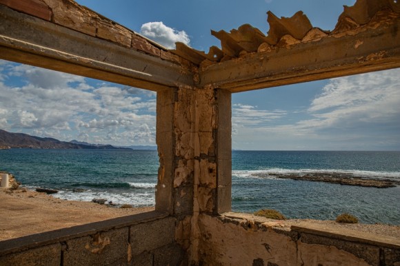 Desde Cala Blanca a la Torre de Cope: retrato fotográfico de un paisaje plagado de historias y aventuras