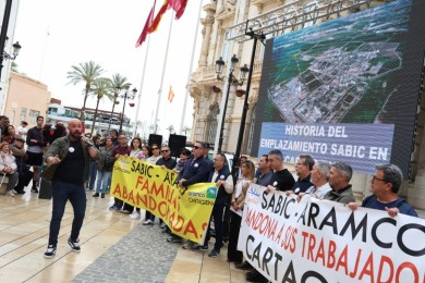 La plantilla de la antigua Sabic mantiene la incertidumbre y pide una reunión urgente con NexPoint