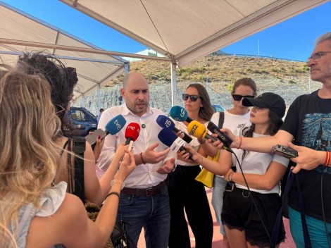 El Gobierno avisa a las CCAA que si se niegan a acoger menores de Ceuta 