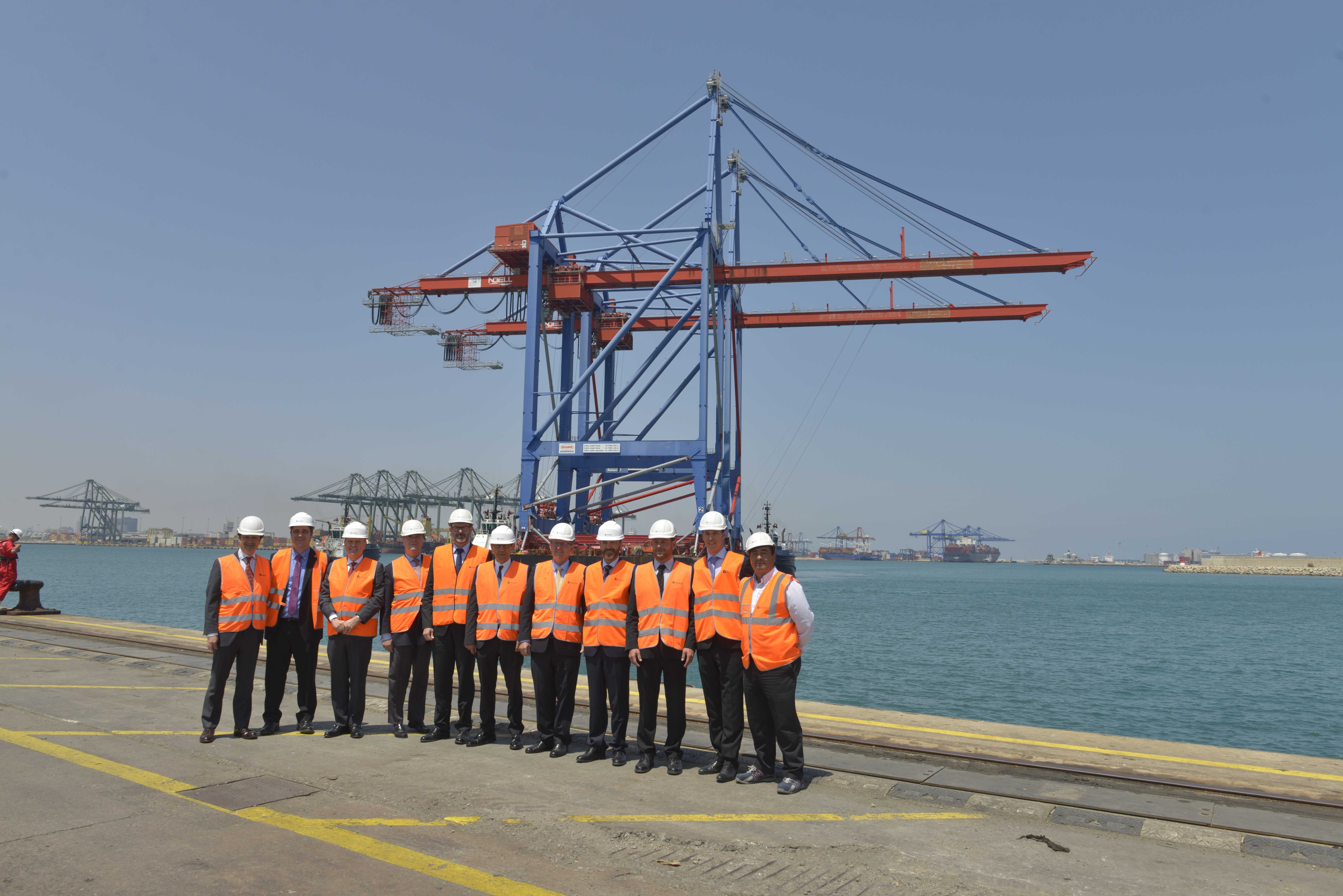 Noatum Valencia maximiza la capacidad de la terminal ante la era de los megabuques