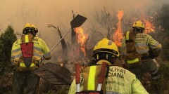 Bomberos forestales de la Generalitat denuncian que el tercer turno es 