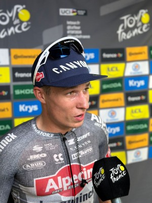 Jasper Philipsen se reivindica con un triunfo en la undécima etapa del Tour