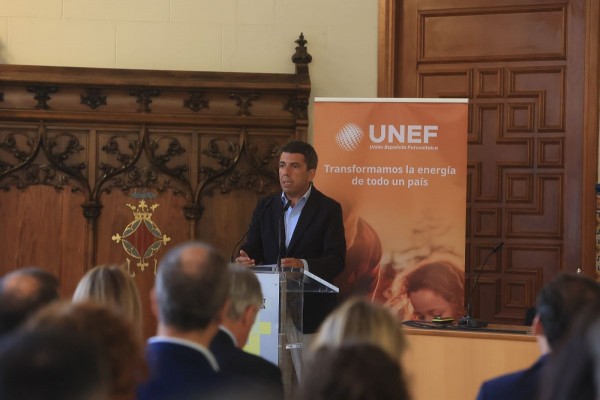 Carlos Mazón: “La Comunidad Valenciana quiere liderar la transición energética con la fotovoltaica como protagonista”
