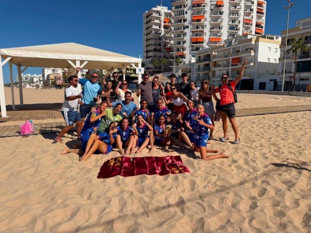  Las infantiles de San Javier son campeonas de España en la localidad gaditana de Rota
