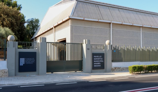 Torrent licita el bar-cafetería del Polideportivo Municipal Anabel Medina