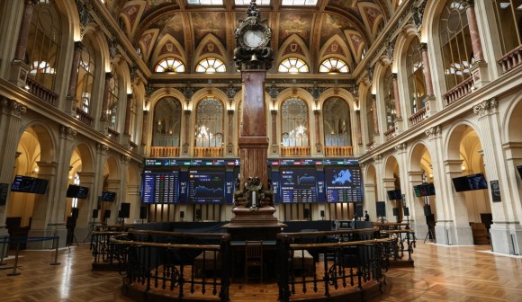 El Ibex 35 mantiene el 'rally' a media sesión (+1,17%) y ya mira a los 20.300 puntos