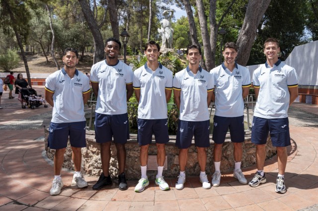 El Villarreal anuncia a sus seis capitanes: Gerard Moreno, Foyth, Comesaña, Ayoze, Cardona y Logan Costa