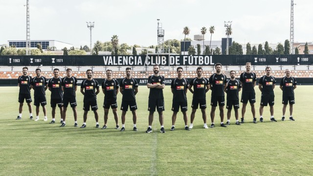 Carlos Corberán contará con 14 profesionales en su cuerpo técnico para la 2026-27