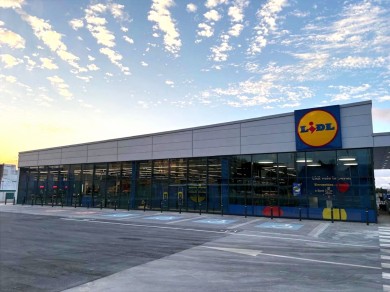 Lidl inaugura una tienda en Sant Joan con un 60% más de superficie y 12 nuevos puestos de trabajo