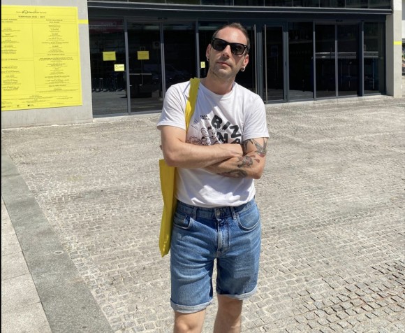 Los 'autodefinidos' de la cultura: Sergio Serrano en tres obras