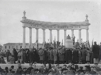El 'otro' Sorolla que no llega: sin noticias de la vuelta del monumento de Mora a la Malvarrosa