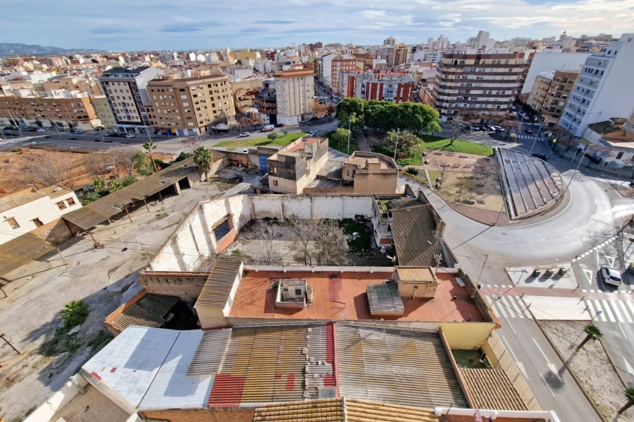 La compraventa de vivienda nueva se desploma un 21% en Castellón en el primer semestre: la VPP sigue sin arrancar, con un 16% menos