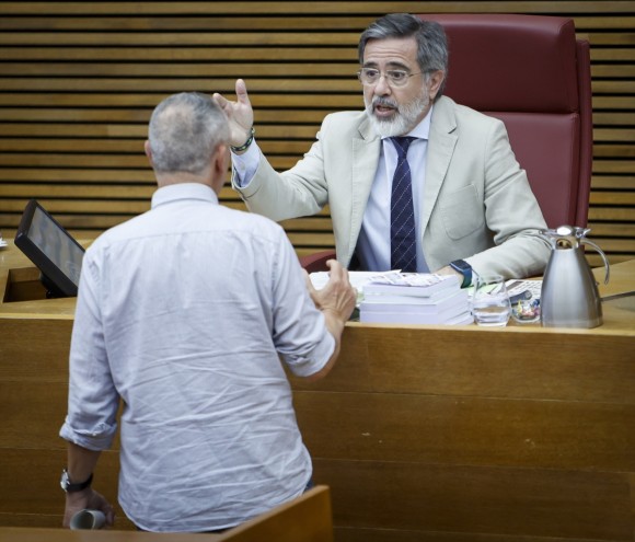 El PPCV asciende a su jefa de prensa a secretaria del vicepresidente de Les Corts, Alfredo Castelló