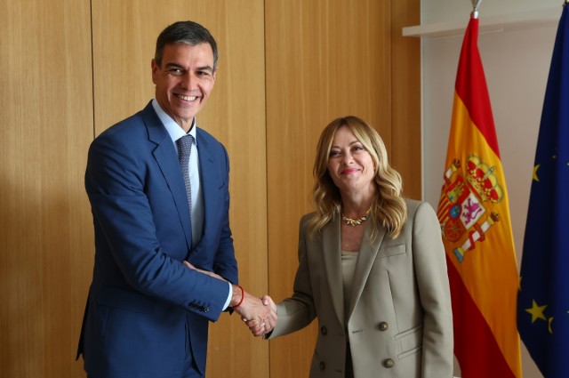 España restablece los controles fronterizos a los viajeros procedentes de Italia