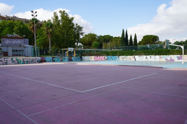 Luz verde a una inversión de casi 50.000 euros para renovar las dos pistas deportivas de Abenarabi en Murcia